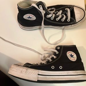 black converse